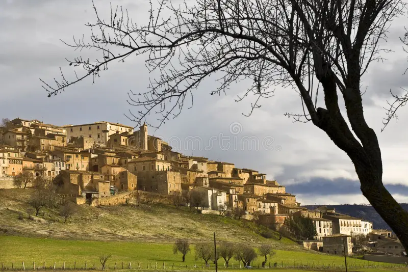 Altopiano di Navelli
murales abruzzo
abruzzo murales
navelli
zafferano
zafferano navelli
zafferano abruzzo