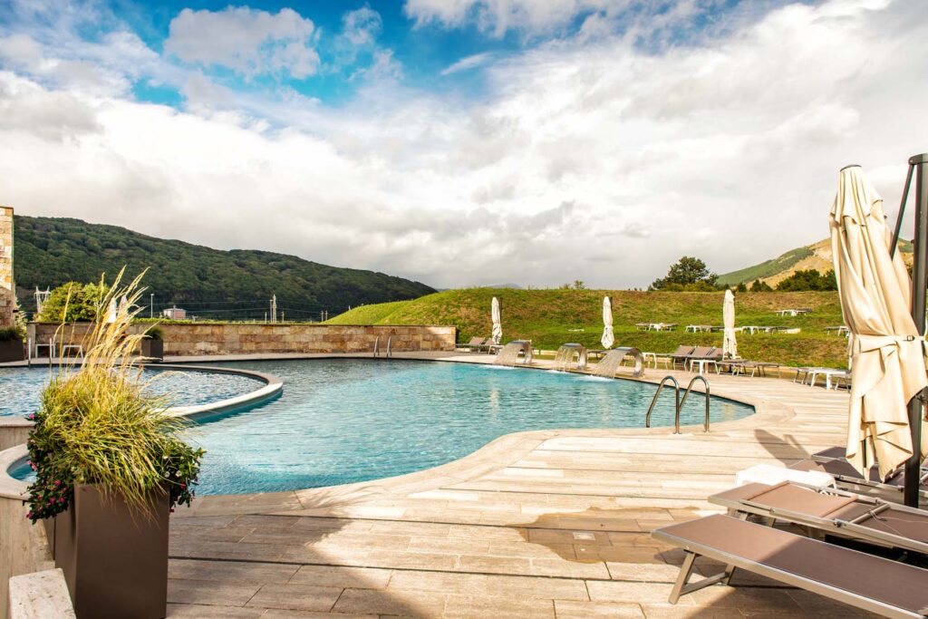 Hotel vicino Roccaraso con spa
Resort con piscina interna Abruzzo
Weekend benessere in Abruzzo
Family resort Rivisondoli
Albergo con spa e area bambini Abruzzo
Vacanza wellness e famiglia Abruzzo