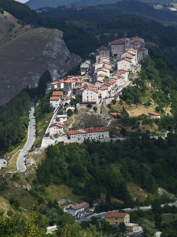 autunno Abruzzo
borghi Abruzzo foliage
eventi autunno Abruzzo
castagne Abruzzo
sagre Abruzzo ottobre novembre